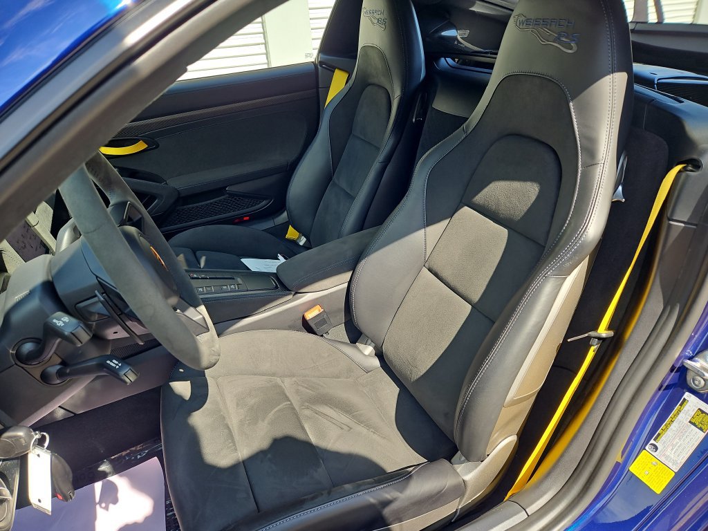 Certified 2023 Porsche 718 Cayman GT4 RS RWD image 5
