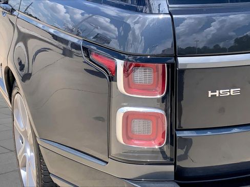 Used 2018 Land Rover Range Rover HSE AWD/4WD image 26