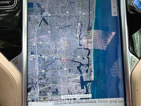 Used 2015 Tesla Model S 70 image 55