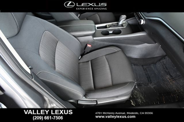Used 2025 Nissan Altima 2.5 S FWD image 19