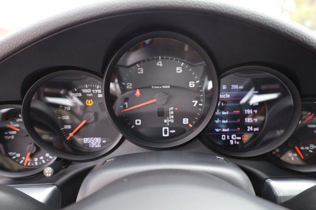Used 2017 Porsche 911 Carrera RWD image 29