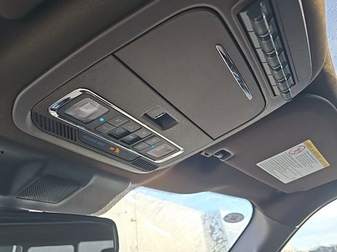 Used 2024 Ford F450 King Ranch w/ FX4 Off-Road Package image 35