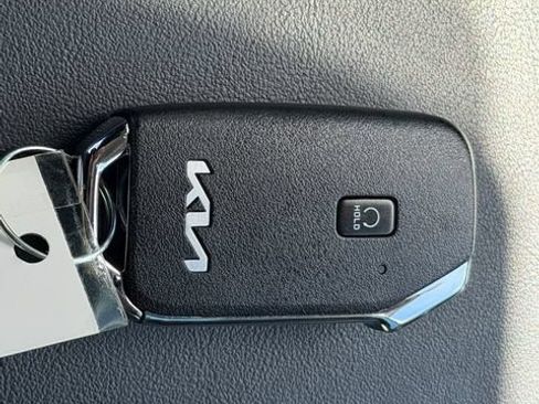 Used 2022 Kia Sorento SX FWD image 20
