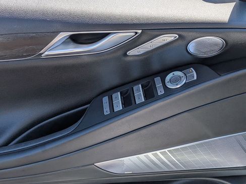 Used 2021 Genesis G80 3.5T RWD image 11