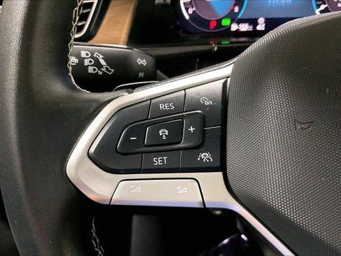 Used 2026 Volkswagen Atlas SE FWD image 18