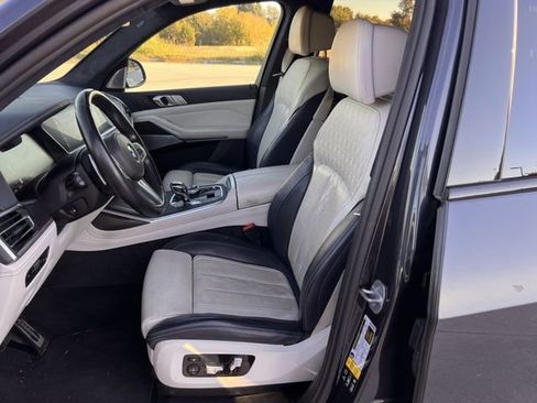 Used 2019 BMW X7 xDrive50i w/ Dynamic Handling Package image 24