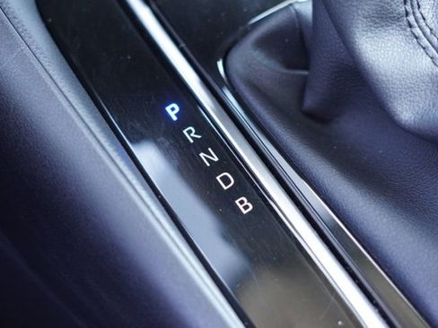 Used 2025 Toyota Corolla LE FWD image 29