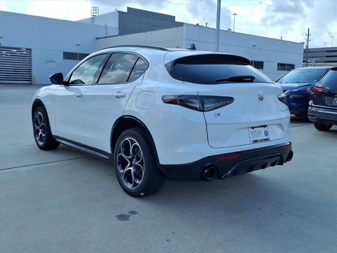New 2025 Alfa Romeo Stelvio Sprint w/ Veloce Package image 9