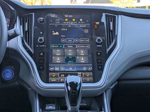 Used 2025 Subaru Outback Premium image 18