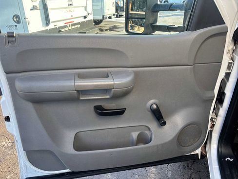 Used 2008 Chevrolet Silverado 3500 W/T image 12