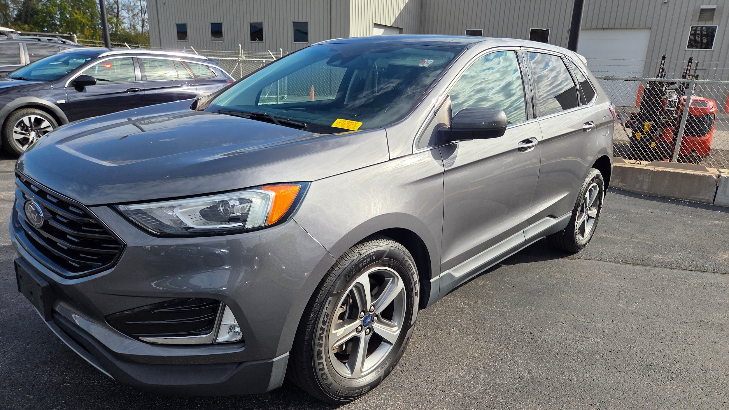 Used 2021 Ford Edge SEL w/ Convenience Package AWD/4WD image 18