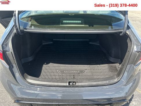 Used 2023 Toyota Corolla SE FWD image 19