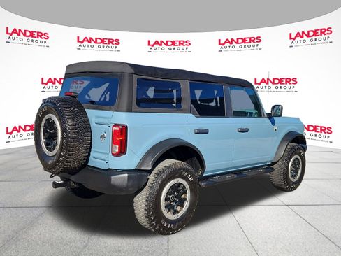 Used 2022 Ford Bronco Big Bend w/ Sasquatch Package image 3