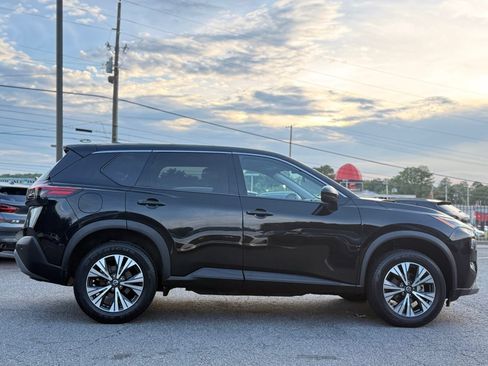 Used 2021 Nissan Rogue SV FWD image 6