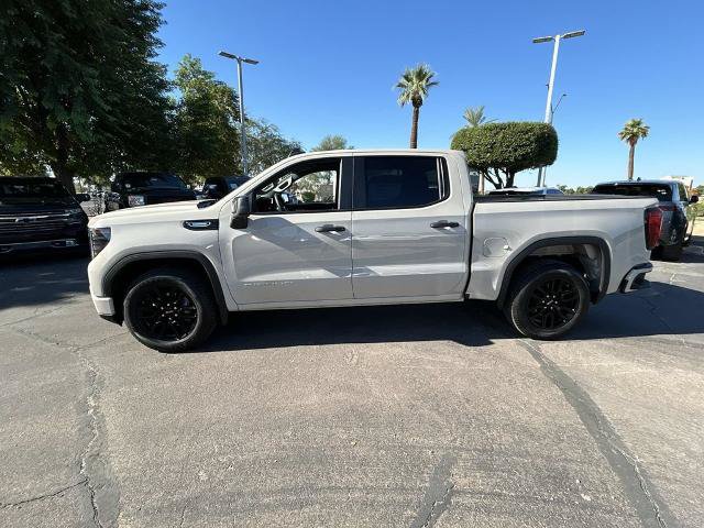 Used 2026 GMC Sierra 1500 Pro w/ Graphite Edition RWD image 4