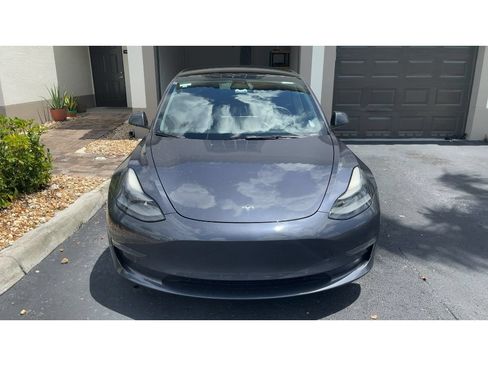 Used 2022 Tesla Model 3 Long Range AWD/4WD image 2