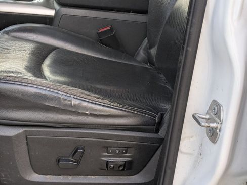 Used 2016 RAM 1500 Laramie w/ Convenience Group image 16