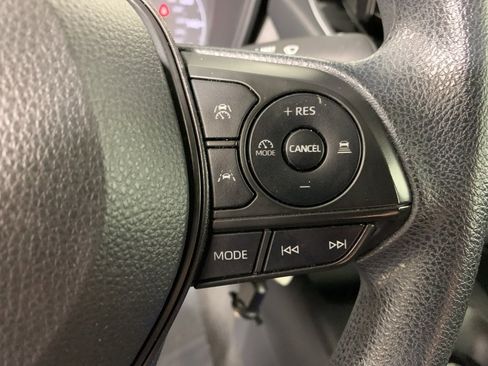 Used 2024 Toyota Corolla LE image 20