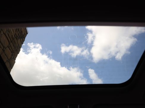 Used 2018 Porsche Panamera 4 image 27