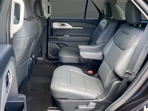 New 2026 Ford Explorer Active w/ Active Comfort Package AWD/4WD image 23