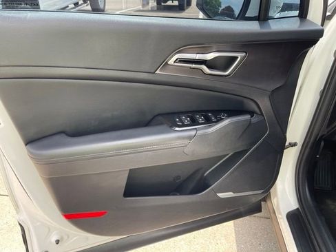 Used 2023 Kia Sportage EX AWD/4WD image 20