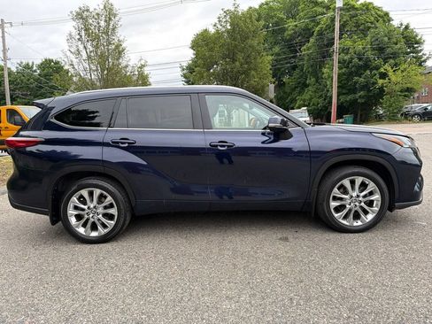 Used 2020 Toyota Highlander Limited AWD/4WD image 8
