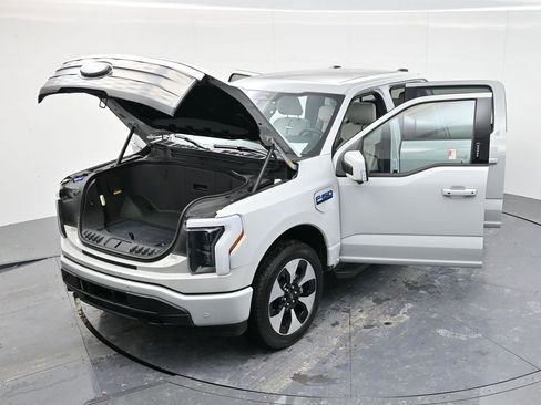 Used 2024 Ford F150 Lightning Platinum image 57