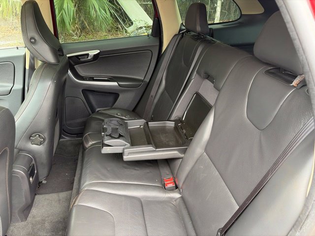 Used 2011 Volvo XC60 T6 AWD/4WD image 21