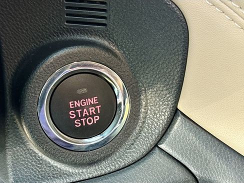 Certified 2025 Subaru Outback Limited w/ Popular Package #2 image 22