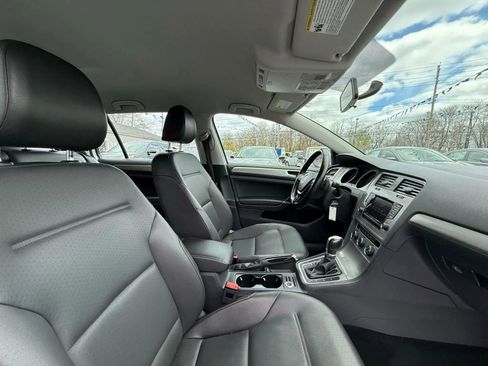 Used 2015 Volkswagen Golf S image 50