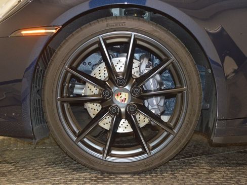 Certified 2021 Porsche 911 Carrera image 13