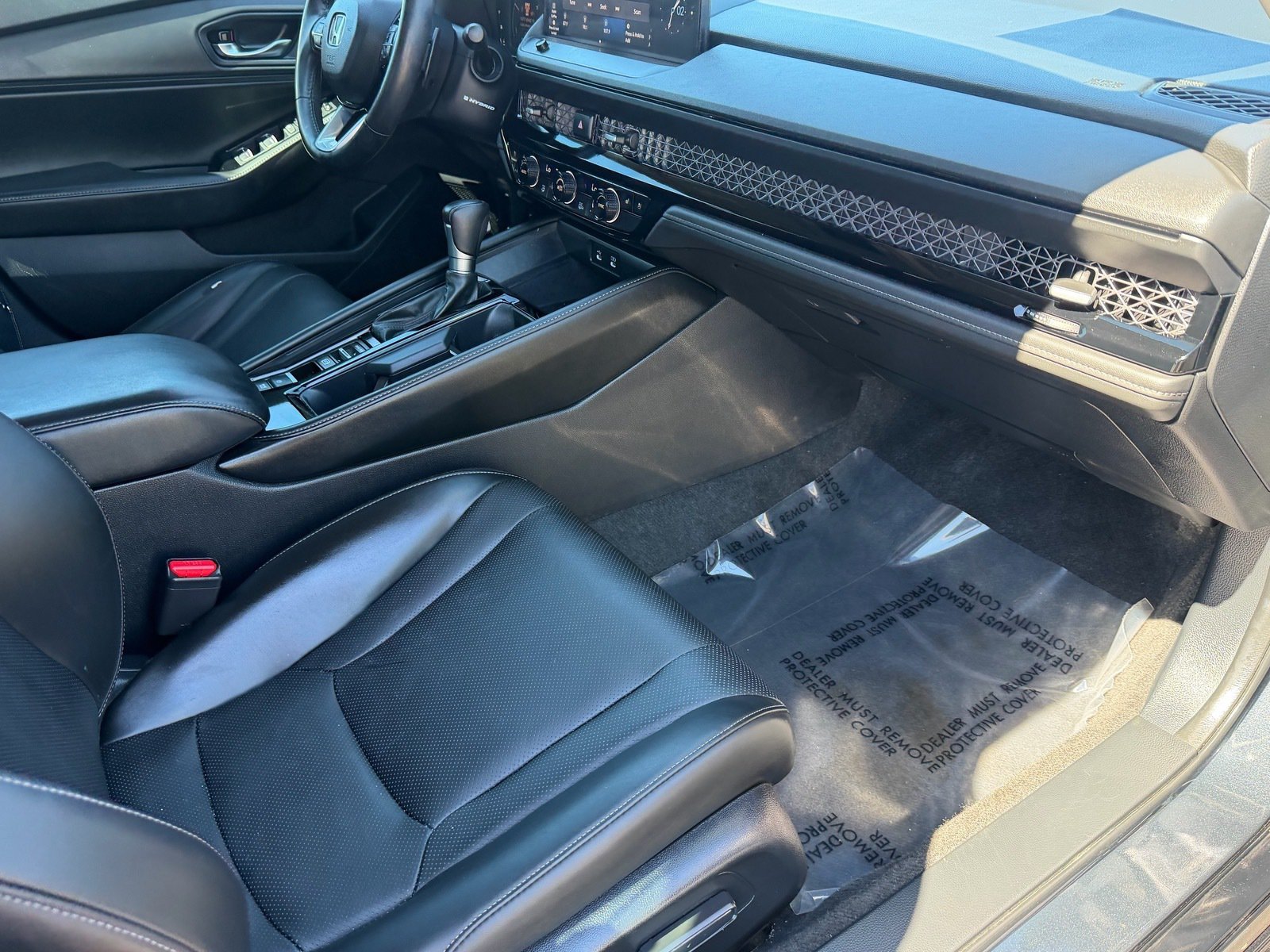 Used 2024 Honda Accord Touring image 14