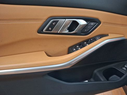 Used 2020 BMW 330i xDrive Sedan w/ Convenience Package image 8