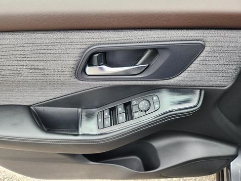 Certified 2023 Nissan Rogue SV AWD/4WD image 16