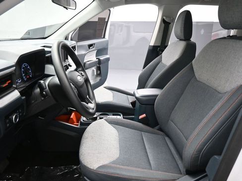 Used 2024 Ford Maverick XLT image 10