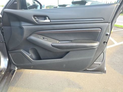 Used 2022 Nissan Altima 2.5 SR image 20