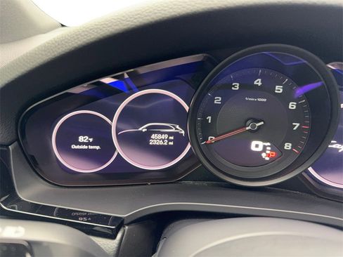 Used 2022 Porsche Cayenne image 58