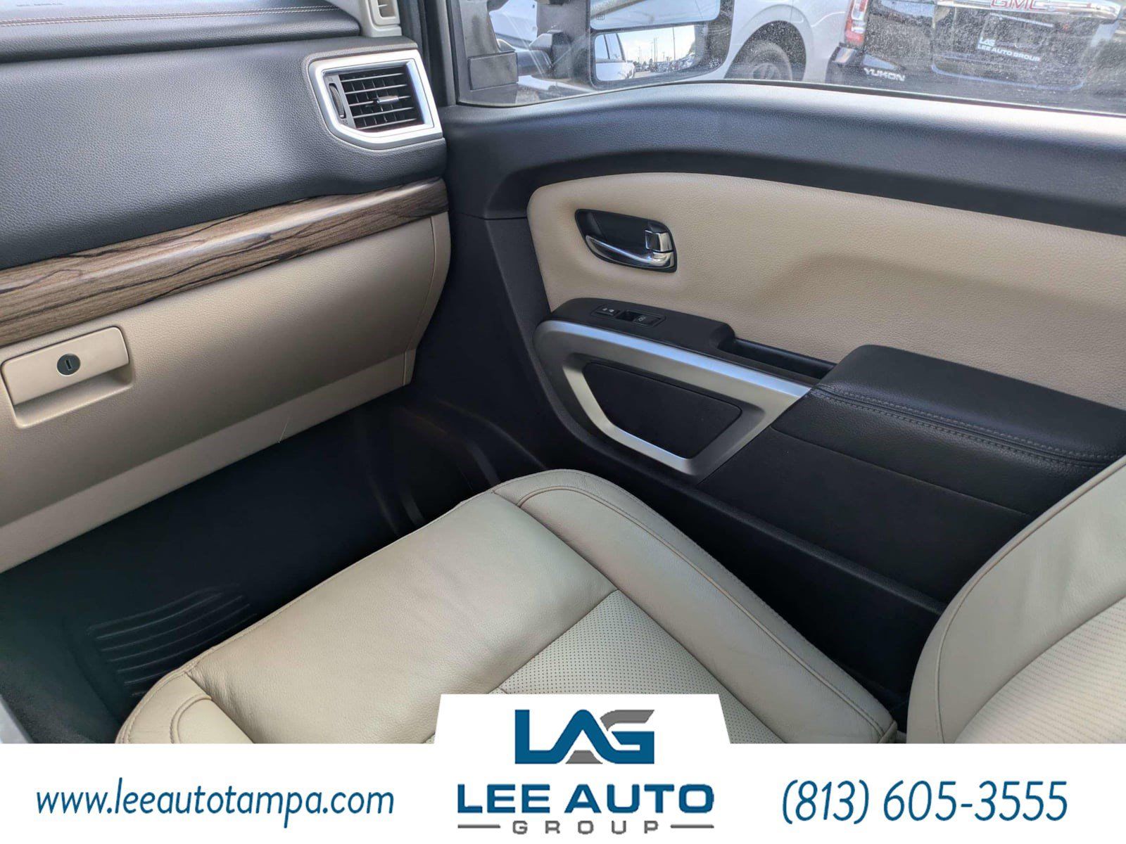 Used 2016 Nissan Titan SL RWD image 16