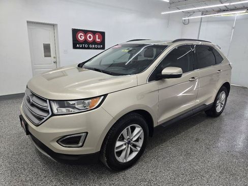 Used 2017 Ford Edge SEL w/ Equipment Group 201A FWD image 3
