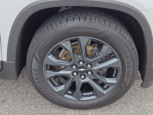 Used 2020 Chevrolet Traverse RS w/ LPO, Floor Liner Package FWD image 7