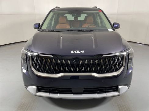 New 2026 Kia Carnival EX image 3