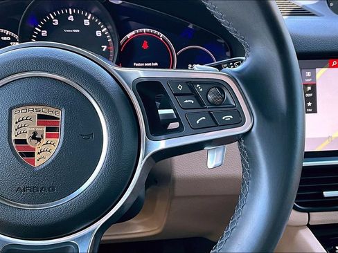 Used 2019 Porsche Cayenne AWD/4WD image 24