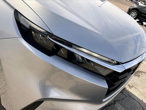 Used 2025 Honda CR-V EX image 32