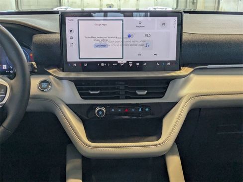 New 2026 Ford Explorer Active w/ Active Comfort Package image 13