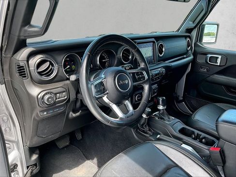Used 2021 Jeep Wrangler Unlimited Sahara w/ Safety Group AWD/4WD image 14