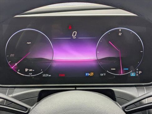 Used 2023 Mercedes-Benz C 300 Sedan image 11