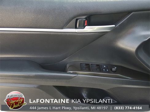Used 2021 Toyota Camry LE image 12