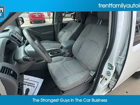 Used 2019 Nissan Frontier SV w/ Value Truck Package image 19