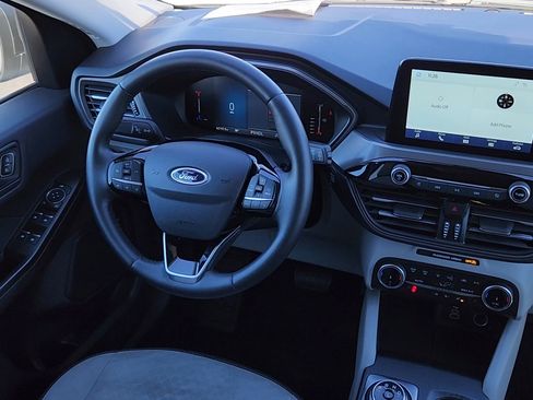 Certified 2024 Ford Escape Active image 6