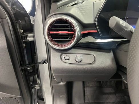 New 2026 Chevrolet Trax RS w/ Sunroof Package FWD image 13
